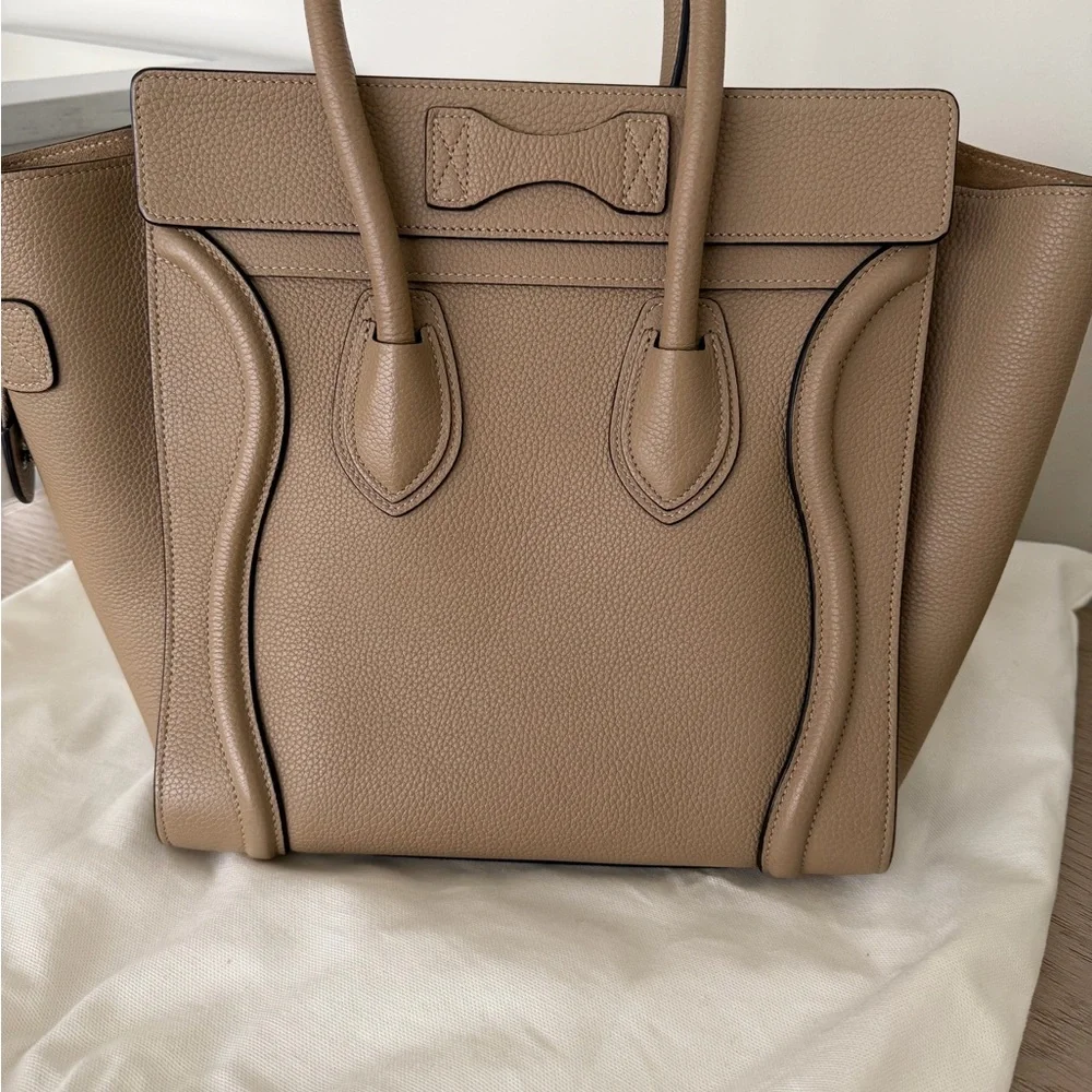 Celine Grained Leather Phantom Medium Luggage in Greige - Picture 3 of 12